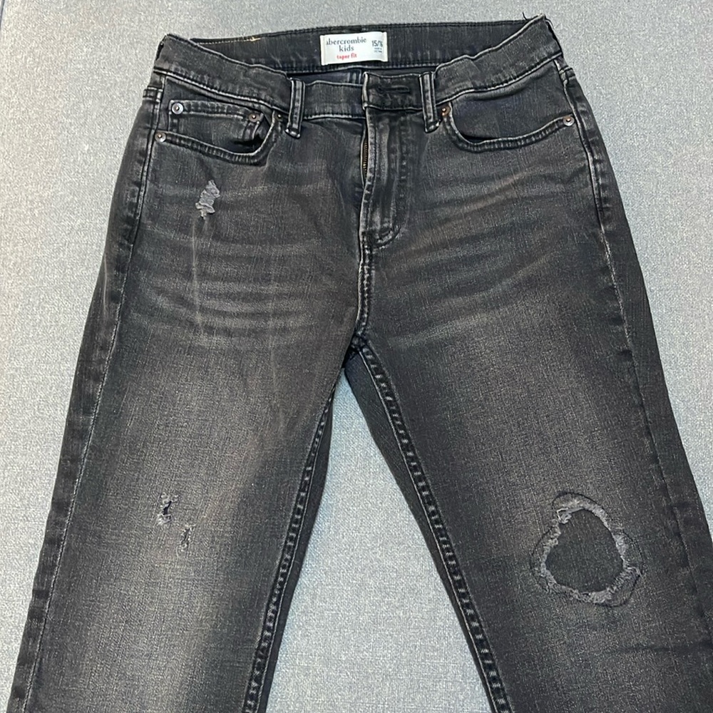 Abercrombie Kids Boys Easy Fit Taper Black Jeans size 15/16